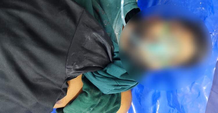 চারতলা ভবন থেকে পড়ে প্রাণ গেলো বিদ্যুৎ শ্রমিকের