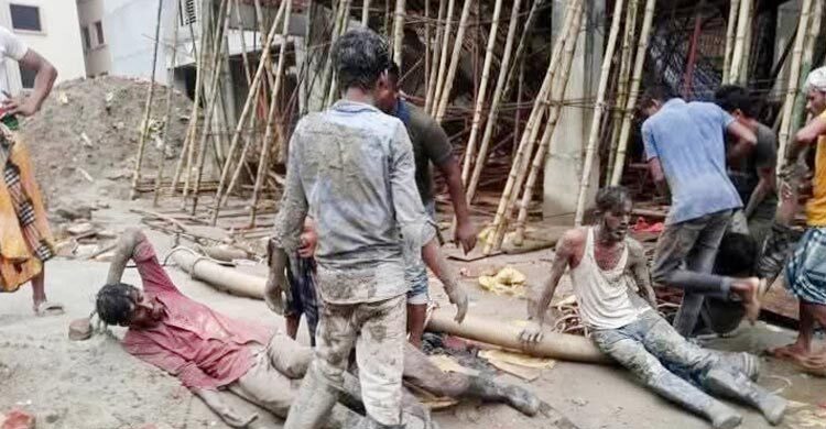 কবি নজরুল বিশ্ববিদ্যালয়ে ছাদ ধসে ১১ শ্রমিক আহত