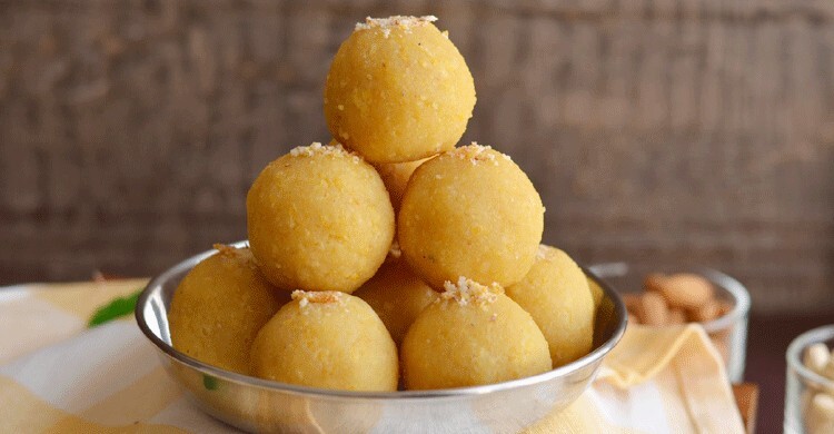 ঈদে মুগডাল লাড্ডু তৈরি করবেন যেভাবে
