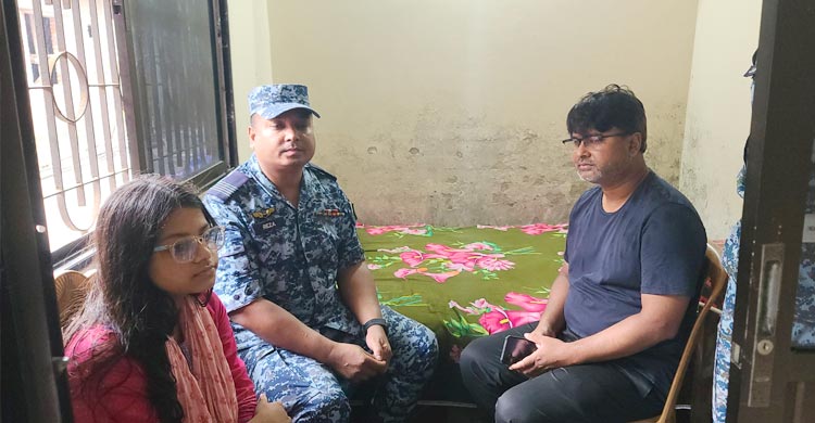 নিহত শিক্ষার্থী সায়ানের কবরে বিমানবাহিনীর শ্রদ্ধা