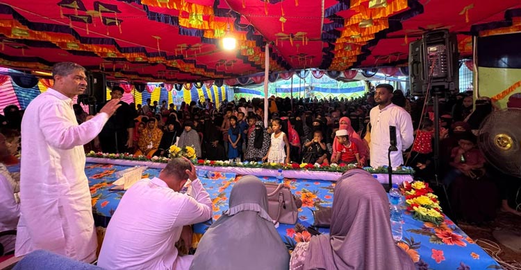 ‘খালেদা জিয়াকে আপনারা বুয়া কই হান খাওয়াইছেন’