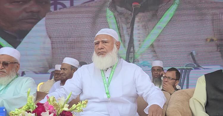 ২৫ ফেব্রুয়ারি নিজেকে আইনশৃঙ্খলা বাহিনীর হাতে তুলে দেবো