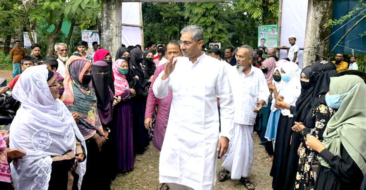 নির্বাচিত সরকার ছাড়া জনগণের সমস্যা সমাধান সম্ভব নয়: এ্যানি