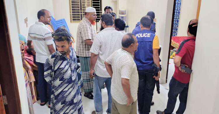 লক্ষ্মীপুরে মা-মেয়েকে হত্যা করে স্বর্ণালংকার লুট