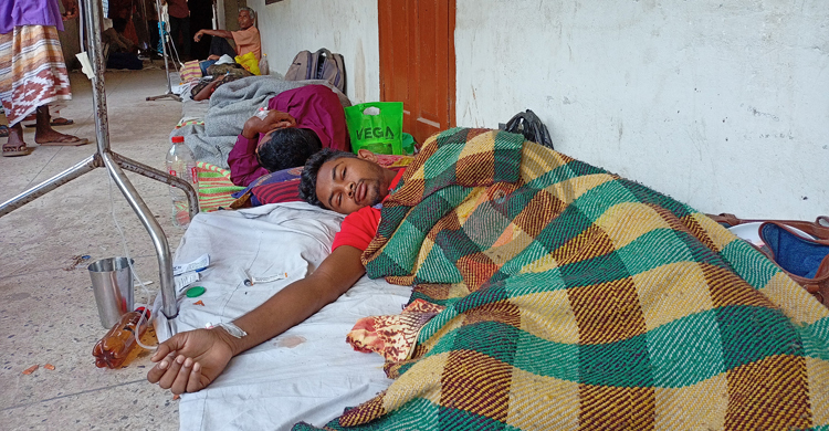 লালমনিরহাটে রেস্টুরেন্টের খাবার খেয়ে ২২ জন হাসপাতালে