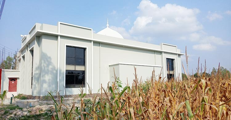 লালমনিরহাটে দৃষ্টিনন্দন মসজিদ উদ্বোধন  