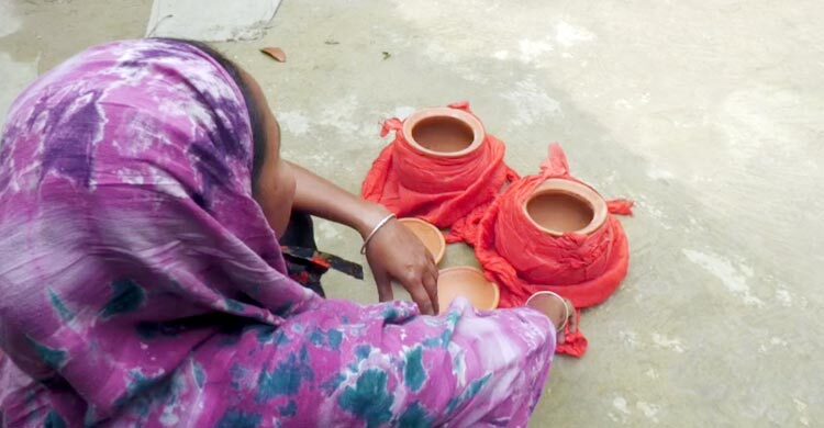 রোগমুক্তি-গুপ্তধনের আশায় সব খুইয়ে পথে সাত পরিবার