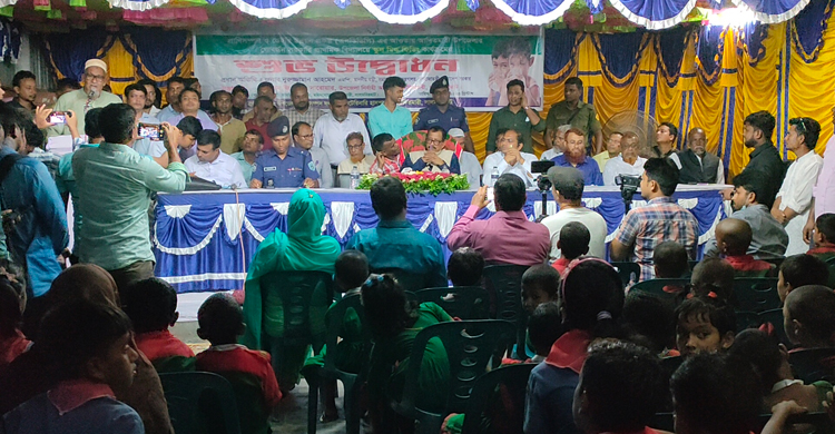 গ্রামের লোকজন জানেই না লোডশেডিং কী: নুরুজ্জামান