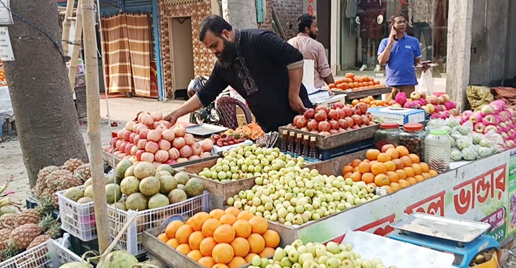 রমজানে ফলের বাজারে শুল্ক-সিন্ডিকেটের থাবা