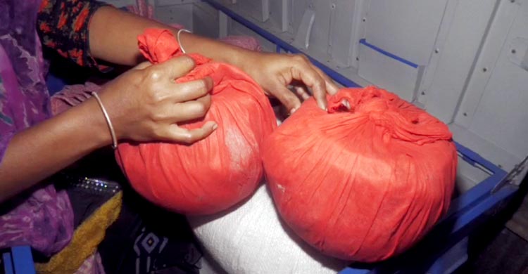 রোগমুক্তি-গুপ্তধনের আশায় সব খুইয়ে পথে সাত পরিবার