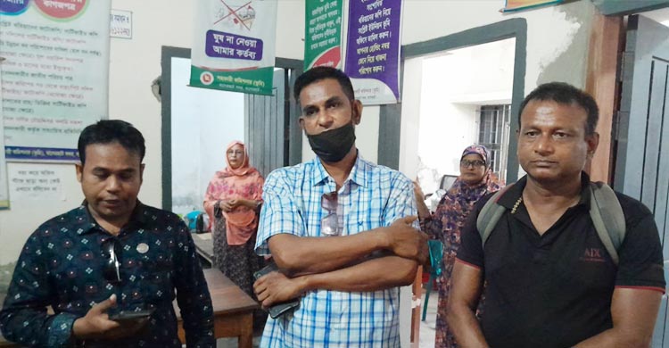 বাগেরহাটে চাঁদা দাবির অভিযোগে কথিত ৩ সাংবাদিক আটক