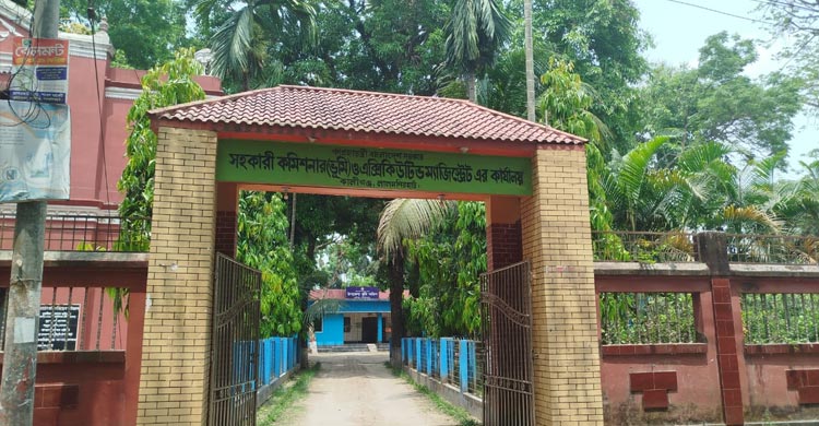 এসিল্যান্ড না থাকায় ভূমি সেবা ব্যাহত