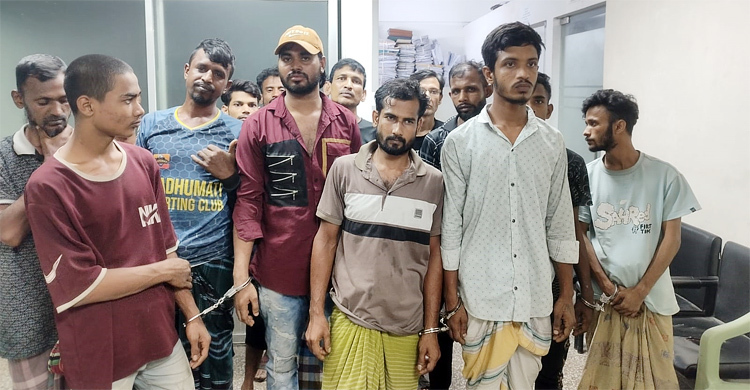 লালবাগে বিভিন্ন অপরাধে ১৬ জনকে তাৎক্ষণিক বিচারে সাজা