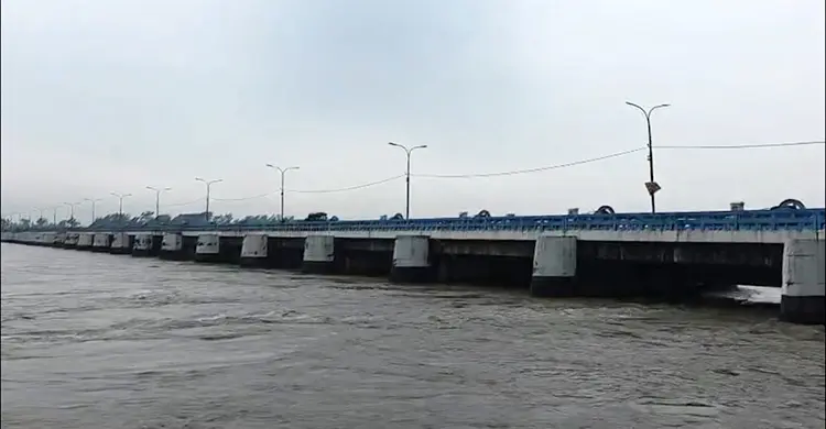 বিপৎসীমার ওপরে তিস্তার পানি, চতুর্থ দফায় বন্যার আতঙ্ক