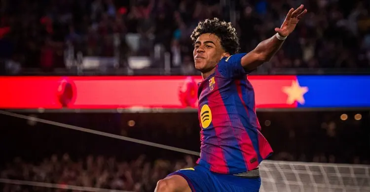 ইয়ামালের রেকর্ডময় ম্যাচে বার্সেলোনার একতরফা জয়