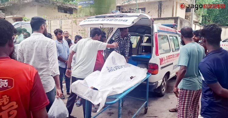 টাঙ্গাইলে ট্রাক উল্টে নিহত ১৫ জনের মরদেহ পরিবারের কাছে হস্তান্তর