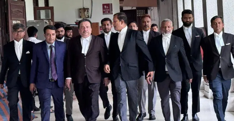 ভার্চুয়াল কোর্ট প্রত্যাহার না হলে কঠোর আন্দোলনের হুঁশিয়ারি আইনজীবীদের