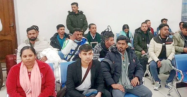 লেবানন থেকে ফিরলেন আরও ৪৬ জন