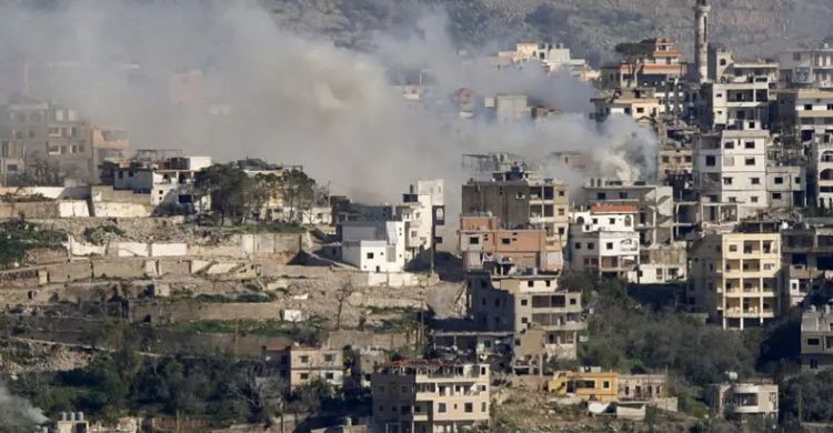 ইসরায়েলি হামলায় লেবাননে নিহতের সংখ্যা বেড়ে ৯১২