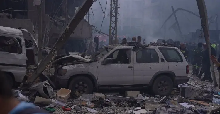 ঘণ্টা পেরোনোর আগেই লেবাননে যুদ্ধবিরতি লঙ্ঘন করলো ইসরায়েল