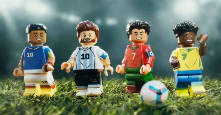 মেসি-রোনালদো এবার ক্ষুদ্র রূপে: লেগো ব্লকে ফুটবল তারকারা