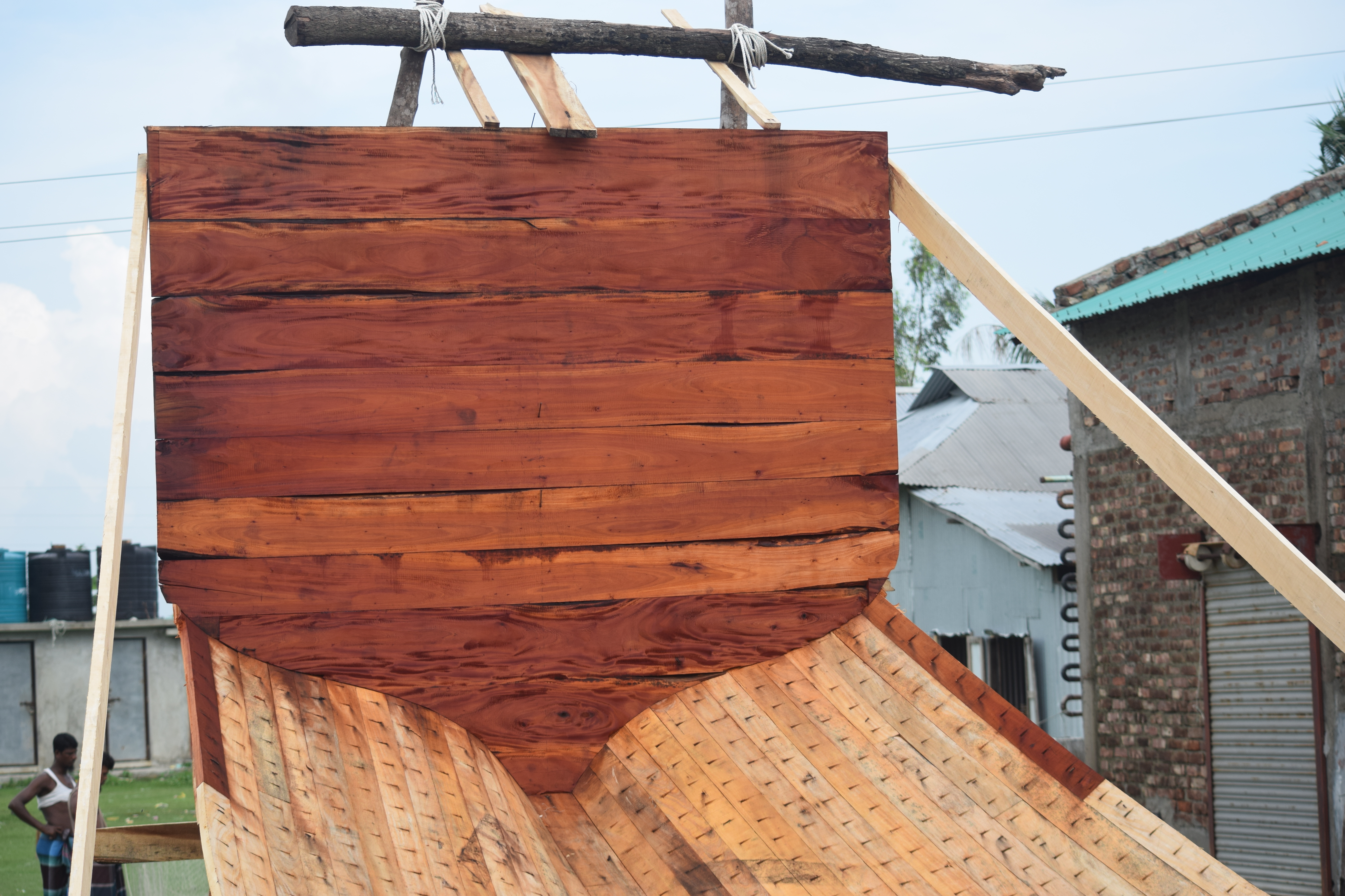 ইলিশের ট্রলারের জীবনচক্র