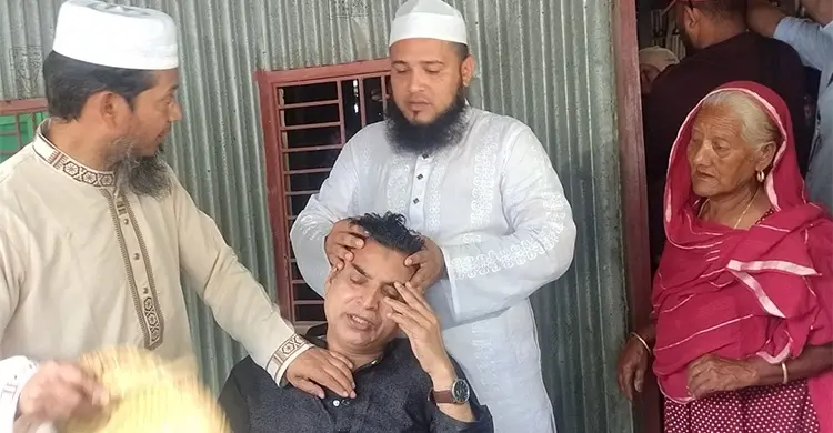 &lsquo;ছেলেকে কোনোদিন থাপ্পড়ও মারিনি, কেন তাকে এত কষ্ট দিয়ে মারলো?&rsquo;