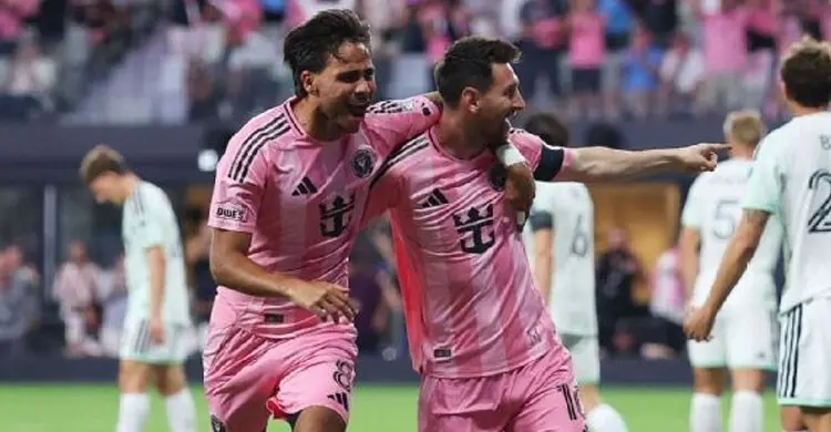 নতুন স্টেডিয়ামে ১০ মিনিটেই মেসির গোল