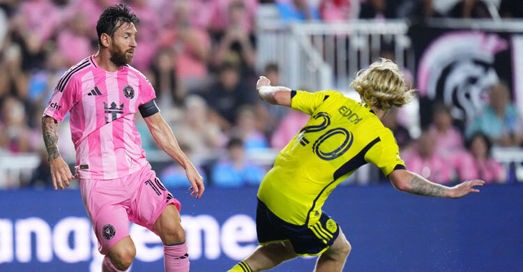 Messi scores twice as Inter Miami beat Nashville 2-1