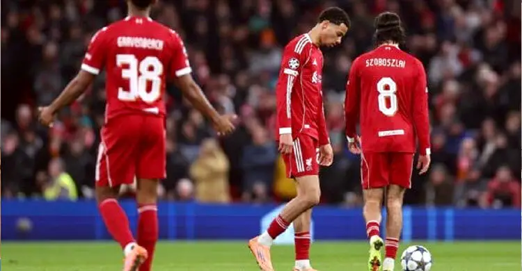 ঘরের মাঠে পিএসভির কাছে ৪ গোল হজম লিভারপুলের