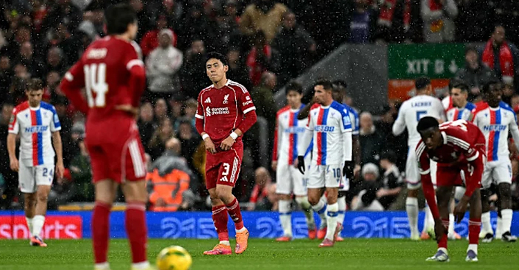 ক্রিস্টাল প্যালেসের কাছে হেরে বিদায় লিভারপুলের