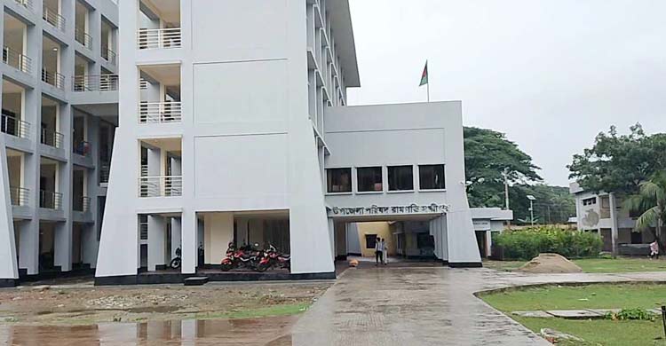 বিদ্যুৎহীন রামগতি, লক্ষ্মীপুর সদরে লোডশেডিং চরমে