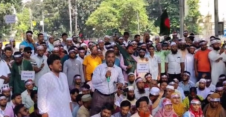 শিক্ষকদের উপস্থিতি বাড়ছে, চলছে লং মার্চ টু সচিবালয়ের প্রস্তুতি