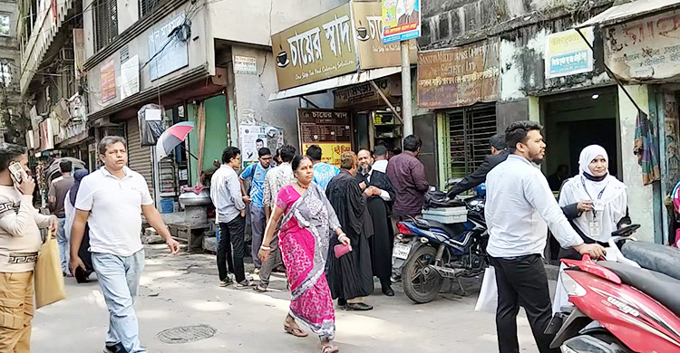শেখ হাসিনার মামলার রায় ঘিরে নিম্ন আদালত এলাকায় স্বাভাবিক পরিবেশ