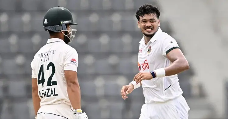তাসকিন-মিরাজে পাকিস্তানের ৪ উইকেট তুলে লাঞ্চে বাংলাদেশ