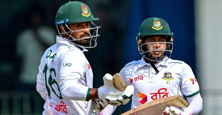 ২৪৯ রানের লিড নিয়ে লাঞ্চে বাংলাদেশ