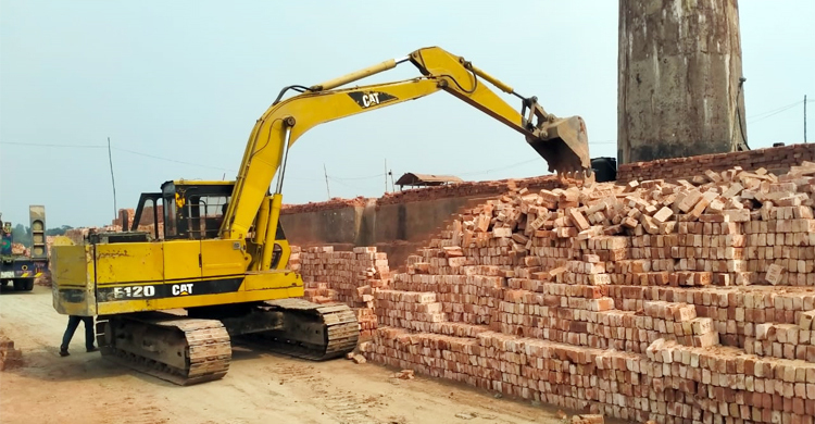 মুন্সিগঞ্জে চার ইটভাটা মালিকের ৩২ লাখ টাকা জরিমানা