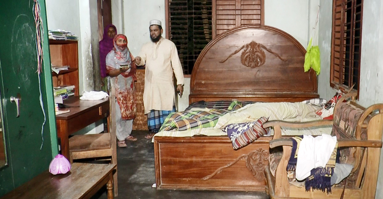 মাদারীপুরে বিএনপি নেতার বাড়িতে হামলা-লুটপাট