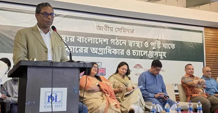 অতীতের পলিসি-দুর্নীতির ফলে দেশের স্বাস্থ্যব্যবস্থা এখন মেরামতের অযোগ্য