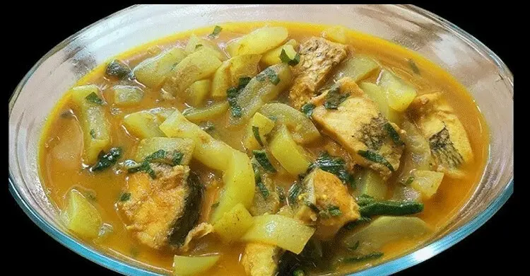গরমে স্বস্তি দেবে লাউ কাতলার পাতলা ঝোল