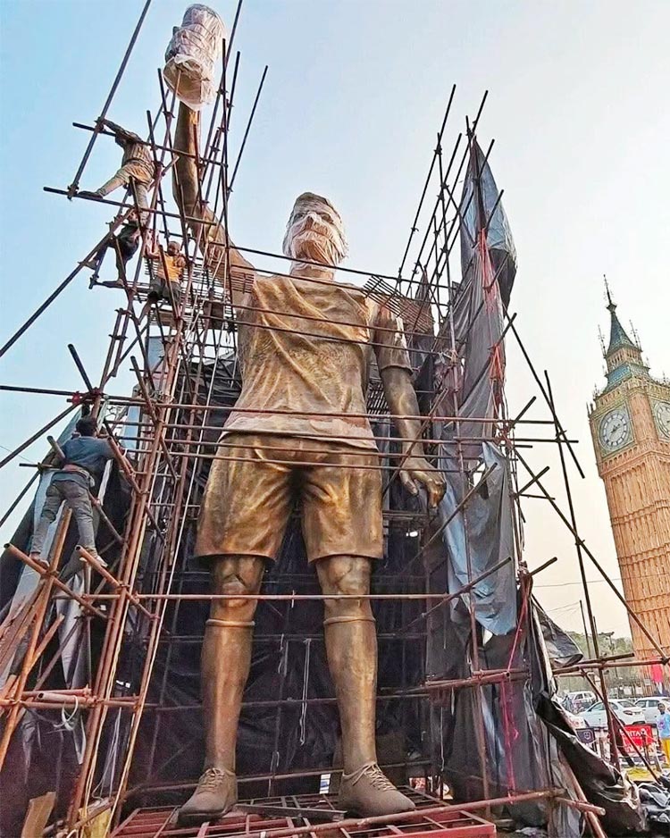 শাহরুখ-মেসির ঐতিহাসিক সাক্ষাৎ হবে কলকাতায়