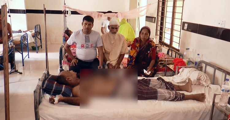 কবিরাজের রুটিপড়া খেয়ে হাসপাতালে ব্যবসায়ী