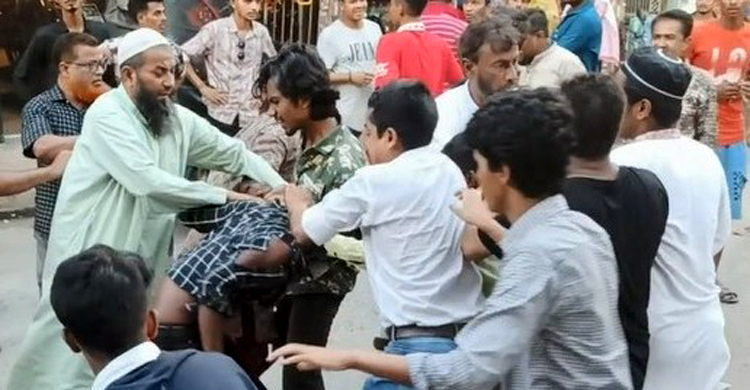 কিশোরদের হামলায় হাসপাতালে স্বামী-স্ত্রী