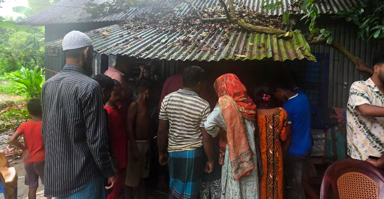 মাদারীপুরে এসে তরুণীকে বিয়ে করলেন চীনা যুবক