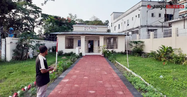 ফসিল থেকে একতারা—সবই আছে, নেই শুধু দর্শনার্থী