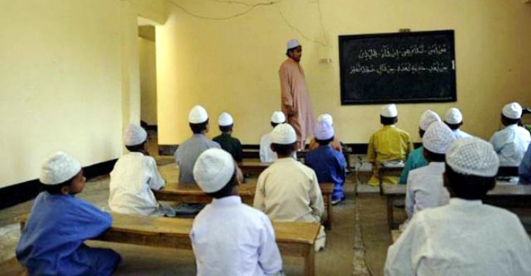 ৫ অক্টোবরের মধ্যে মাদরাসা শিক্ষকদের তালিকা পাঠানোর নির্দেশ