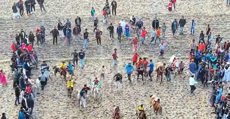 মাগুরায় দুই দিনব্যাপি ঘোড়দৌড়-মেলা