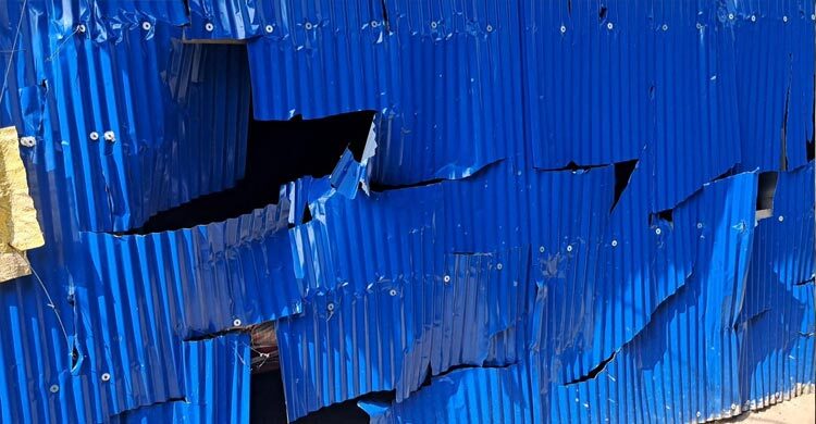 মাগুরায় দুই গ্রামবাসীর দ্বন্দ্বে বাড়িঘরে হামলা