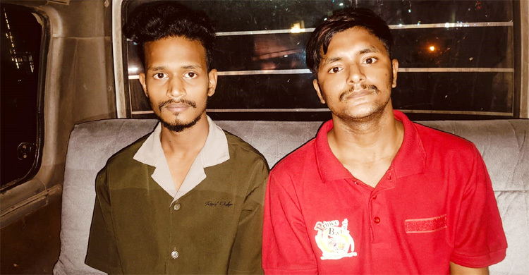 মোহাম্মদপুরে কবজি কাটা আনোয়ার গ্রুপের দুই সদস্য গ্রেফতার