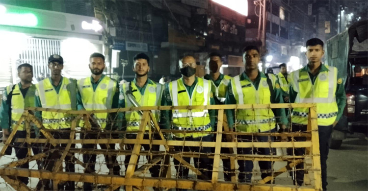 নিরাপত্তা জোরদার, রাজধানীতে ২৪ ঘণ্টায় গ্রেফতার ২০৬